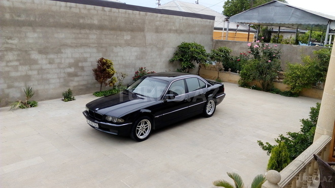 BMW 728 2000, 282,000 km - 2.8 л - Bakı