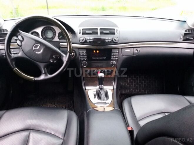 Mercedes E 220 2007, 160,000 km - 2.2 l - Zaqatala