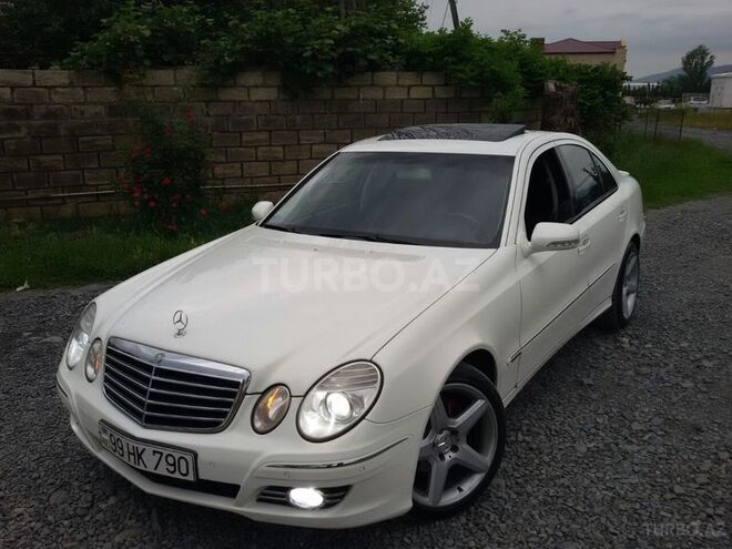 Mercedes E 220 2007, 160,000 km - 2.2 l - Zaqatala
