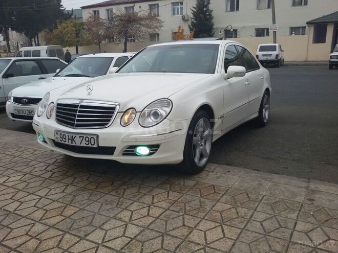 Mercedes E 220 2007, 160,000 km - 2.2 l - Zaqatala
