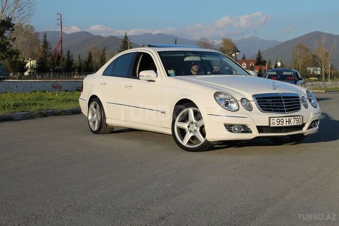 Mercedes E 220 2007, 160,000 km - 2.2 l - Zaqatala
