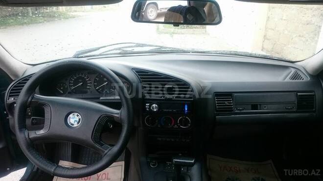 BMW 325 1993, 210,000 km - 2.5 l - Bakı