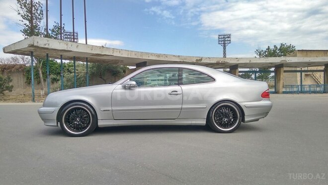Mercedes CLK 200 2001, 210,000 km - 2.0 l - Sumqayıt
