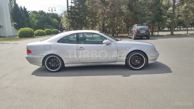 Mercedes CLK 200 2001, 210,000 km - 2.0 l - Sumqayıt