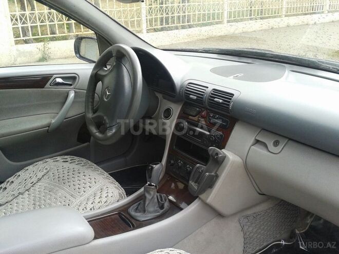 Mercedes C 240 2001, 279,000 km - 2.4 l - Bakı