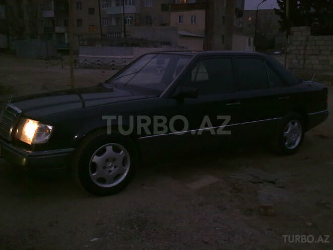 Mercedes E 200 1992, 2,900,000 km - 2.0 l - Bakı