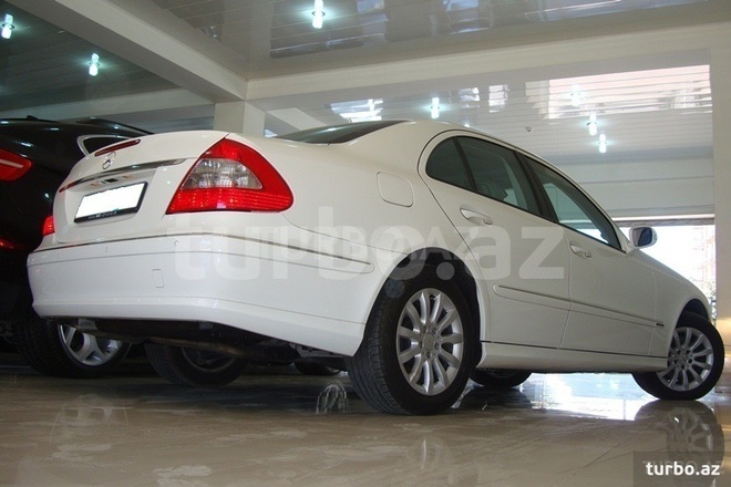 Mercedes E 220 2007, 230,000 km - 2.2 л - Bakı