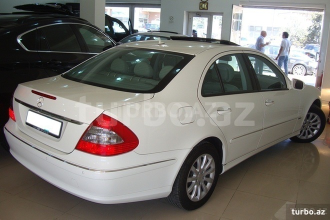 Mercedes E 220 2007, 230,000 km - 2.2 л - Bakı