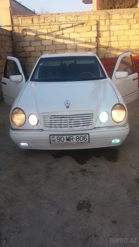 Mercedes E 230 1996, 320,000 km - 2.3 l - Bakı