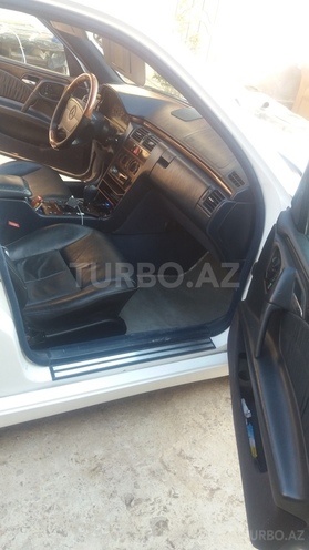 Mercedes E 230 1996, 320,000 km - 2.3 l - Bakı