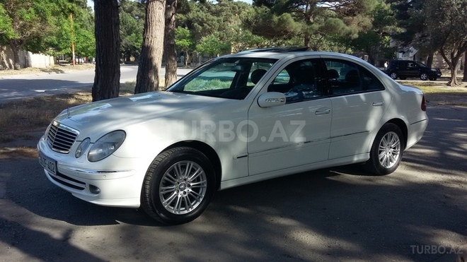 Mercedes E 220 2006, 180,000 km - 2.2 l - Sumqayıt