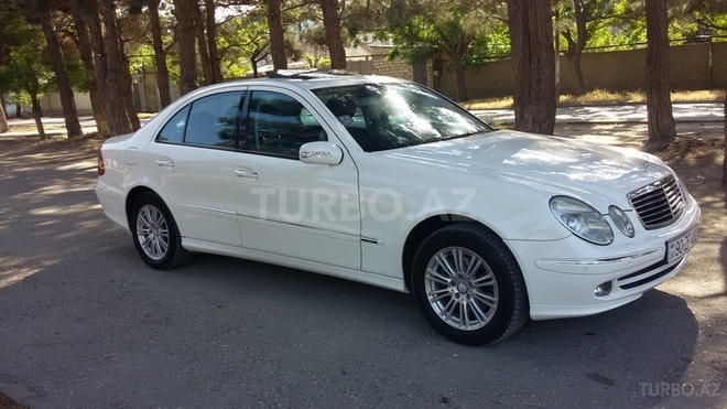 Mercedes E 220 2006, 180,000 km - 2.2 l - Sumqayıt