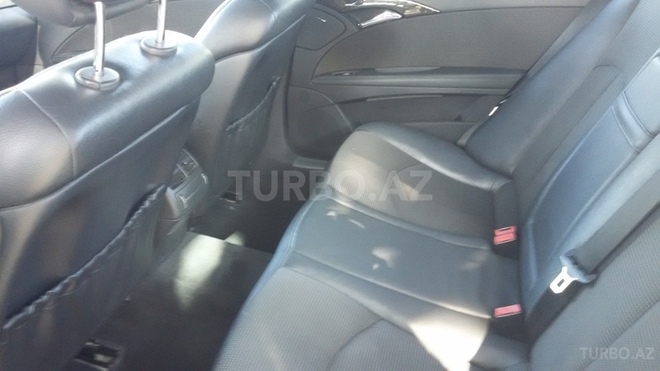 Mercedes E 220 2006, 180,000 km - 2.2 l - Sumqayıt