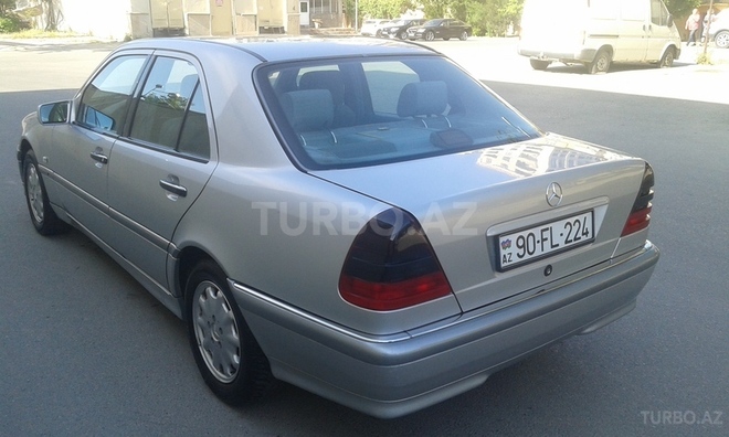 Mercedes C 180 1997, 210,000 km - 1.8 l - Bakı