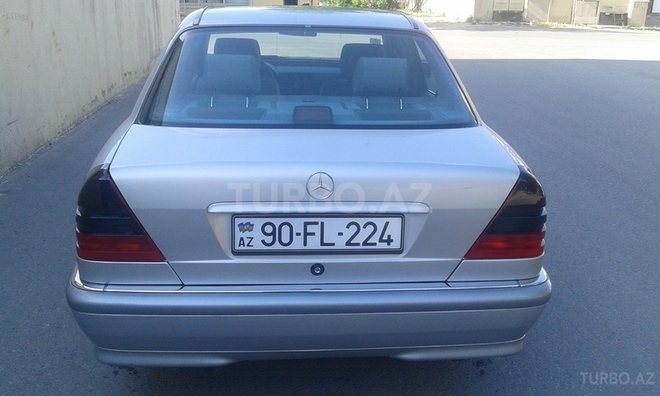 Mercedes C 180 1997, 210,000 km - 1.8 l - Bakı