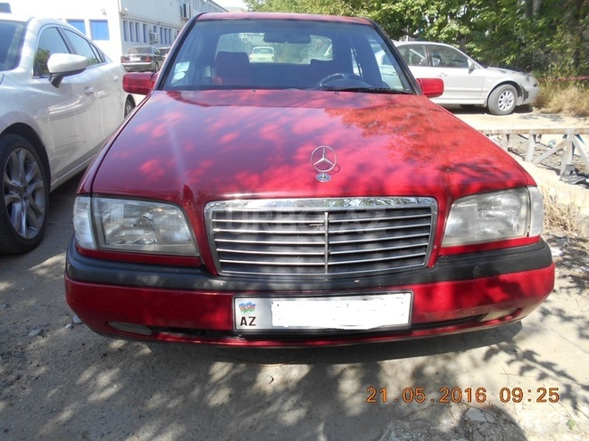 Mercedes C 180 1993, 307,000 km - 1.8 l - Bakı