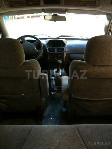 Mitsubishi Chariot 1999, 170,000 km - 2.4 л - Bakı