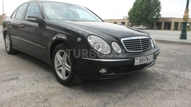 Mercedes E 200 2004, 141,000 km - 2.0 l - Ağsu