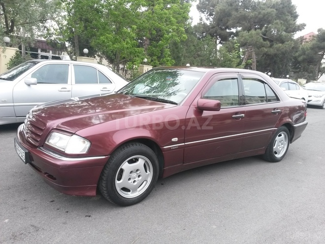Mercedes C 200 1997, 316,000 km - 2.0 л - Bakı