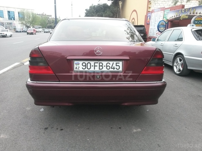 Mercedes C 200 1997, 316,000 km - 2.0 л - Bakı