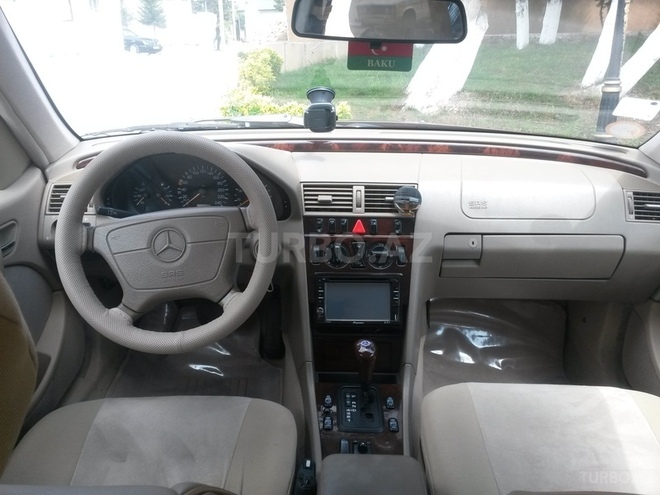 Mercedes C 200 1997, 316,000 km - 2.0 л - Bakı