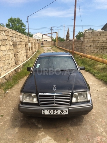 Mercedes E 220 1993, 476,688 km - 2.2 l - Bakı
