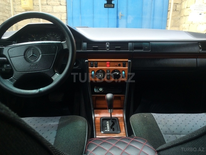 Mercedes E 220 1993, 476,688 km - 2.2 l - Bakı