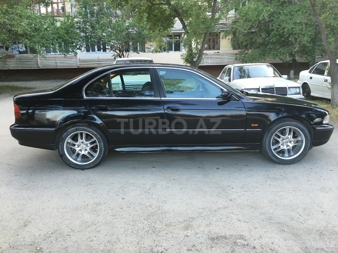 BMW 523 1997, 242,500 km - 2.5 l - Bakı