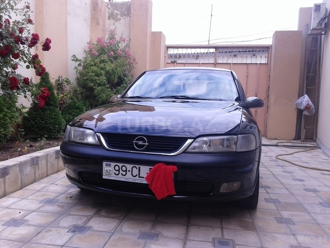 Opel Vectra 1999, 180,000 km - 1.8 л - Bakı
