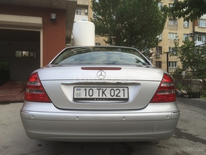 Mercedes E 240 2002, 161,000 km - 2.6 л - Bakı