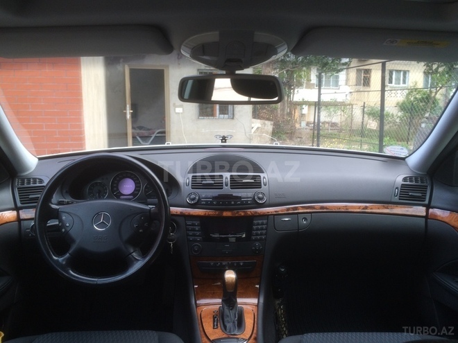 Mercedes E 240 2002, 161,000 km - 2.6 л - Bakı