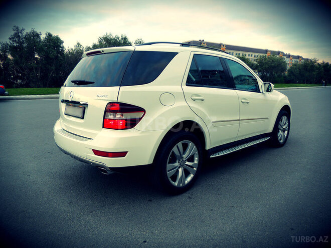 Mercedes ML 350 2009, 122,000 km - 3.5 l - Bakı