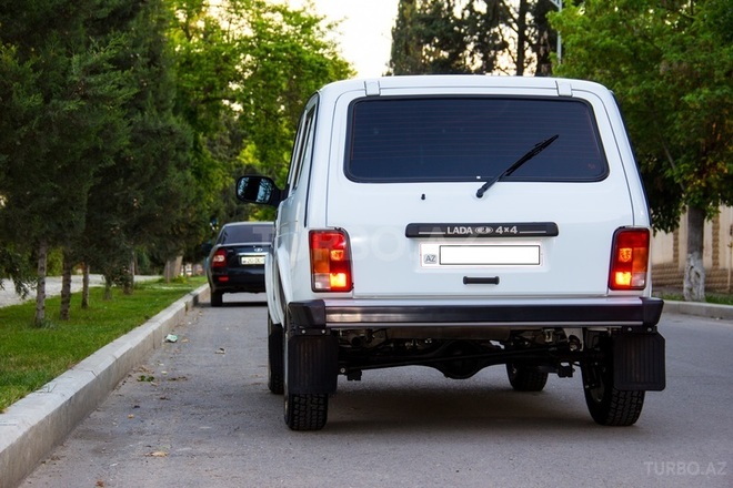 LADA (VAZ) Niva 2015, 11,000 km - 1.7 л - Gəncə