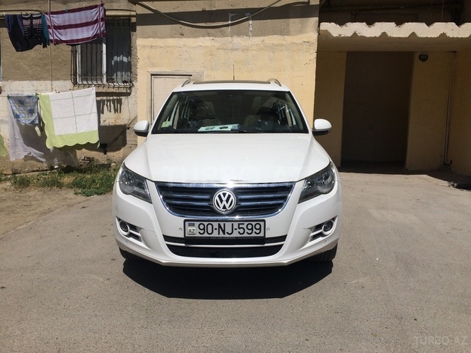 Volkswagen Tiguan 2009, 90,000 km - 2.0 л - Bakı