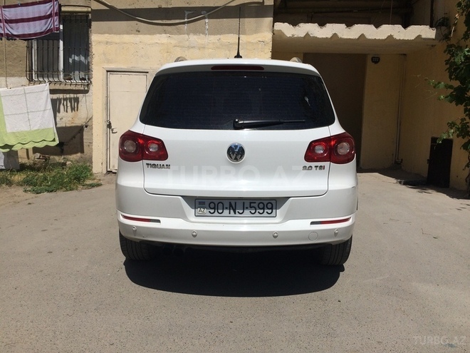 Volkswagen Tiguan 2009, 90,000 km - 2.0 л - Bakı