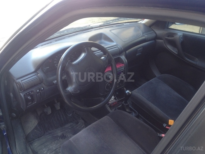 Opel Astra 1996, 216,000 km - 1.6 l - Bakı