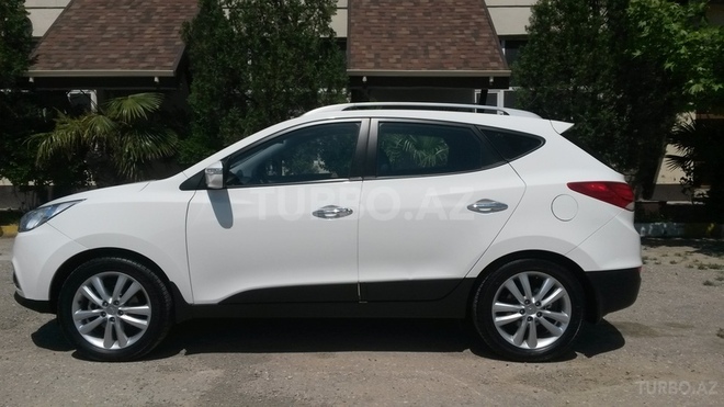 Hyundai ix35 2013, 79,000 km - 2.4 l - Bakı