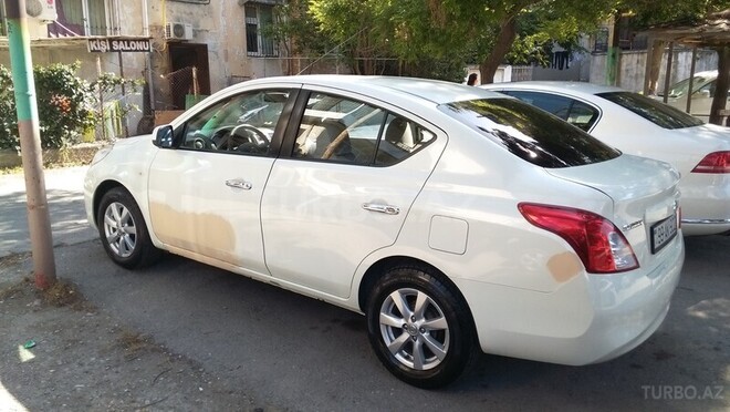 Nissan Sunny 2013, 106,000 km - 1.5 л - Bakı