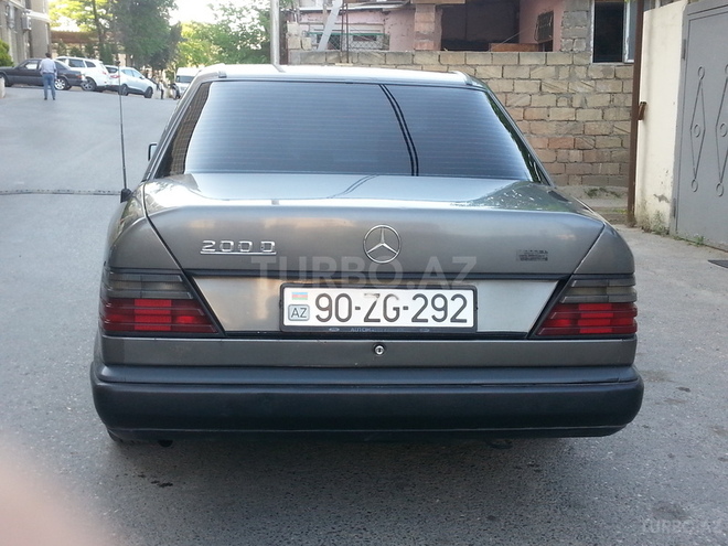 Mercedes E 200 1989, 500,000 km - 2.0 l - Bakı
