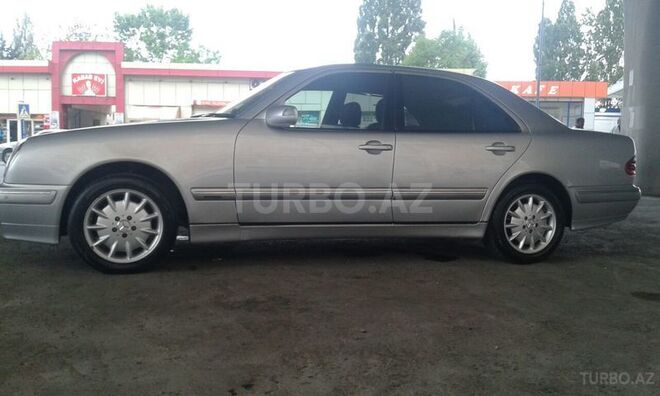 Mercedes E 270 2000, 312,412 km - 2.7 l - Bakı