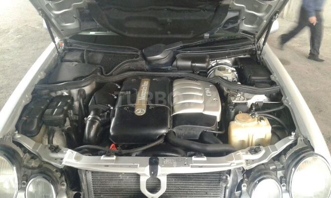 Mercedes E 270 2000, 312,412 km - 2.7 l - Bakı