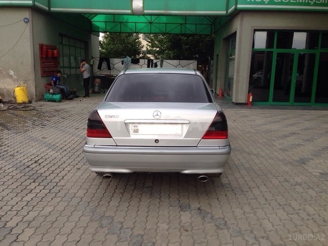 Mercedes C 180 1997, 240,000 km - 1.8 l - Gəncə