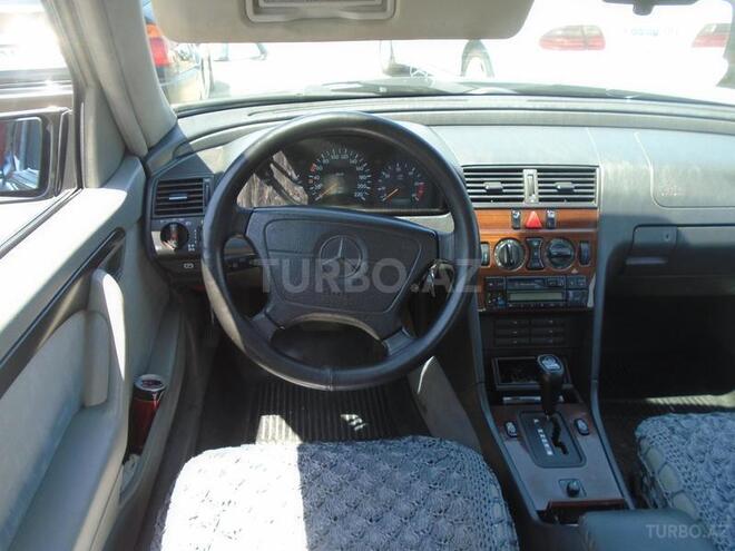 Mercedes C 250 1996, 312,000 km - 2.5 l - Bakı