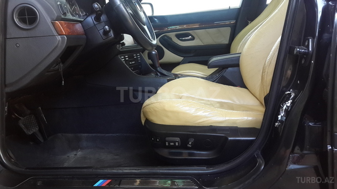 BMW 535 2003, 280,000 km - 3.5 л - Bakı