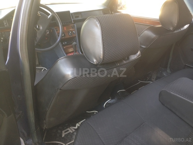 Mercedes E 230 1989, 300,000 km - 2.3 l - Bakı