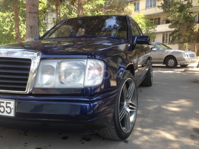 Mercedes E 230 1989, 300,000 km - 2.3 l - Bakı