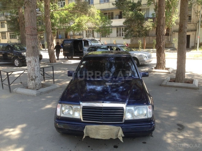 Mercedes E 230 1989, 300,000 km - 2.3 l - Bakı