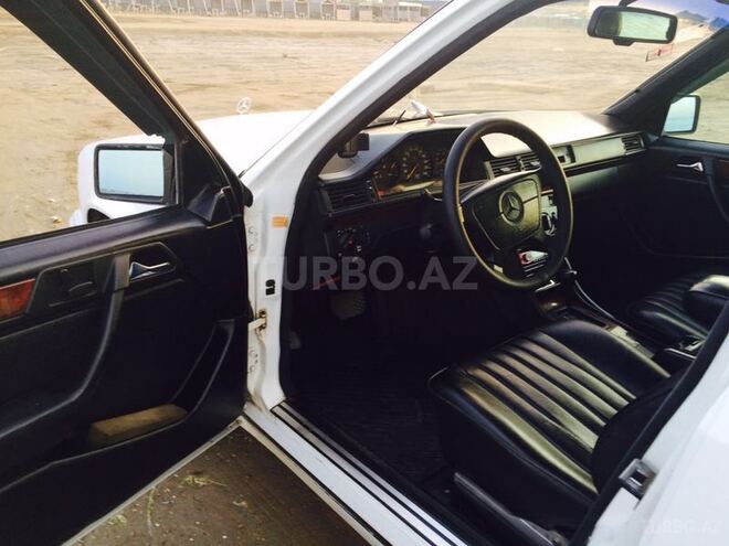 Mercedes E 220 1993, 548,000 km - 2.2 l - Bakı