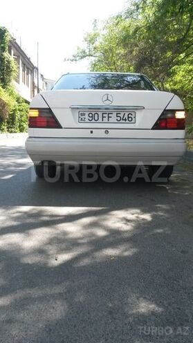 Mercedes E 220 1993, 548,000 km - 2.2 l - Bakı