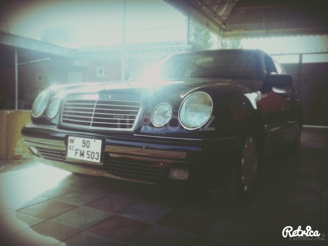 Mercedes E 320 1998, 260 km - 0.2 л - Bərdə